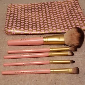 ⛈SALE⛈Too Faced Teddy Bear Brush Set